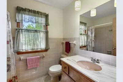 806 Myrtle Street, Hudson, WI 54016 - Photo 11