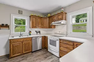 520 Hawthorn St, Red Wing, MN 55066 - Photo 17