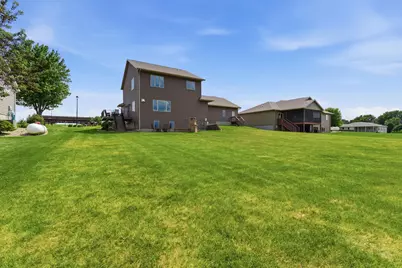 605 E 2nd Avenue, Beaver Creek, MN 56116 - Photo 35