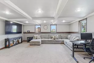 605 E 2nd Ave, Beaver Creek, MN 56116 - Photo 27
