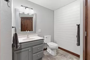 605 E 2nd Ave, Beaver Creek, MN 56116 - Photo 29