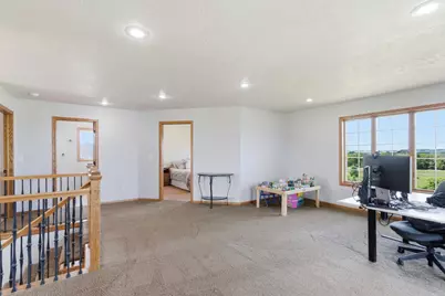 605 E 2nd Avenue, Beaver Creek, MN 56116 - Photo 17