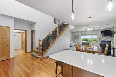 605 E 2nd Avenue, Beaver Creek, MN 56116 - Photo 5