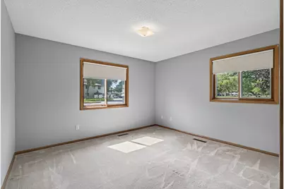 8500 S Maplebrook Circle, Brooklyn Park, MN 55445 - Photo 17