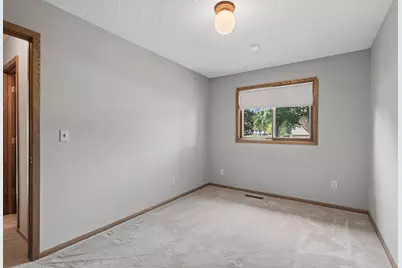 8500 S Maplebrook Circle, Brooklyn Park, MN 55445 - Photo 25