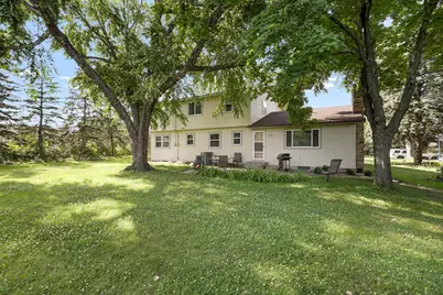 2340 Skyline Drive, Bloomington, MN 55425 - Photo 3