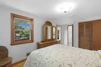 2340 Skyline Drive, Bloomington, MN 55425 - Photo 19