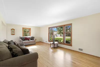 2340 Skyline Drive, Bloomington, MN 55425 - Photo 7