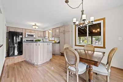 3021 Mary Court, Maplewood, MN 55109 - Photo 7