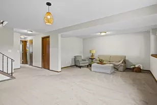 3021 Mary Ct, Maplewood, MN 55109 - Photo 13