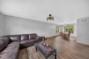 470 Christina Ct, Zumbro Falls, MN 55991 - Photo 5
