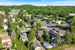 202 Olcott Ave, Coleraine, MN 55722 - Photo 23