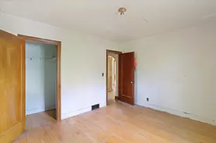 202 Olcott Ave, Coleraine, MN 55722 - Photo 11