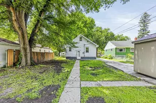 1513 11th St N, Fargo, ND 58102 - Photo 5