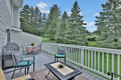 8264 Kingslee Road, Bloomington, MN 55438 - Photo 15