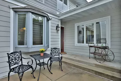 8264 Kingslee Road, Bloomington, MN 55438 - Photo 3