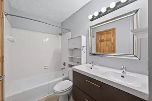 12206 Oak Leaf Cir, Burnsville, MN 55337 - Photo 9