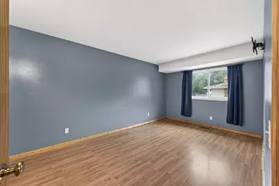 12206 Oak Leaf Circle, Burnsville, MN 55337 - Photo 7