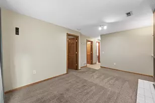 12206 Oak Leaf Cir, Burnsville, MN 55337 - Photo 13