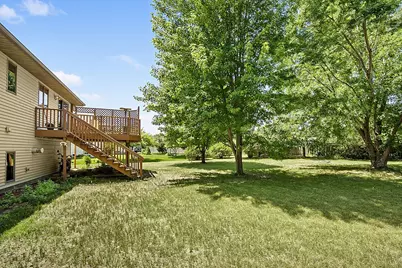 39 Fairfield Lane, Saint Cloud, MN 56303 - Photo 3