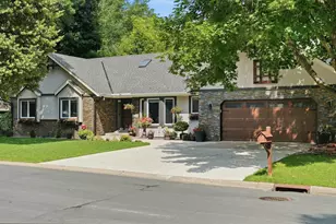 13500 Georgia Dr, Apple Valley, MN 55124 - Photo 67