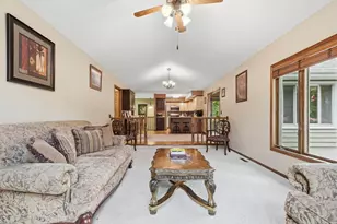 13500 Georgia Dr, Apple Valley, MN 55124 - Photo 9