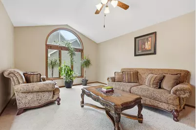 13500 Georgia Drive, Apple Valley, MN 55124 - Photo 7