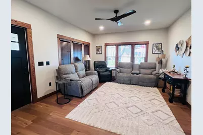 803 S Pine Street, Caledonia, MN 55921 - Photo 27