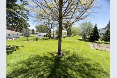 803 S Pine Street, Caledonia, MN 55921 - Photo 5