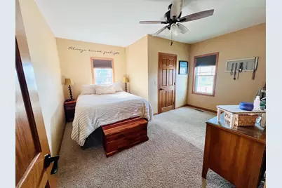 803 S Pine Street, Caledonia, MN 55921 - Photo 7