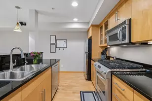 1926 Pleasant Ave, Minneapolis, MN 55403 - Photo 19