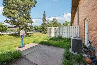 7454 Olson Memorial Highway, Golden Valley, MN 55427 - Photo 37