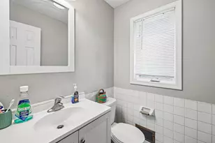 7454 Olson Memorial Hwy, Golden Valley, MN 55427 - Photo 21