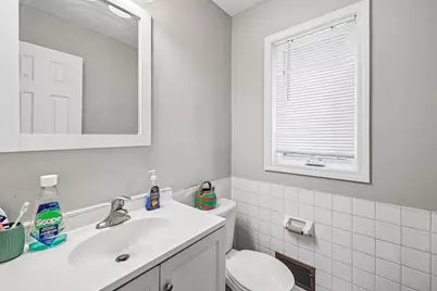 7454 Olson Memorial Highway, Golden Valley, MN 55427 - Photo 17