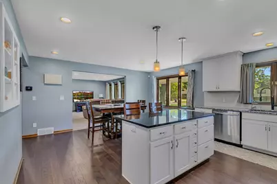 1021 Bromo Avenue, Saint Cloud, MN 56303 - Photo 7