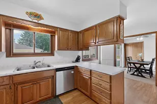 915 16 1/4 Street SE, Rochester, MN 55904 - Photo 7