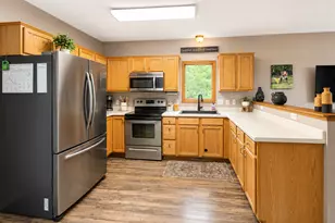 908 E Main St, Dodge Center, MN 55927 - Photo 5