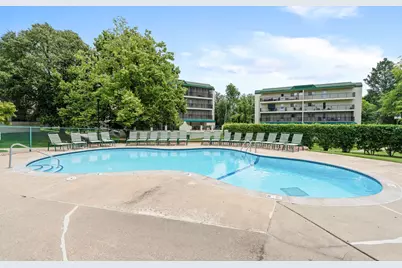 10411 Cedar Lake Road #419, Minnetonka, MN 55305 - Photo 31