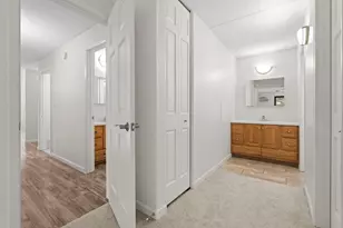 10411 Cedar Lake Rd, Minnetonka, MN 55305 - Photo 13