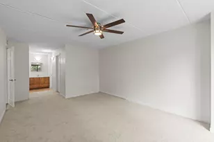 10411 Cedar Lake Rd, Minnetonka, MN 55305 - Photo 11