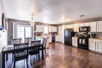 209 3rd Street NE, Milaca, MN 56353 - Photo 7