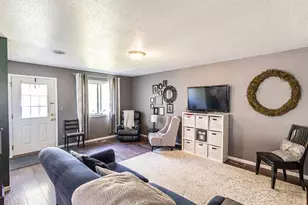 209 3rd Street NE, Milaca, MN 56353 - Photo 5