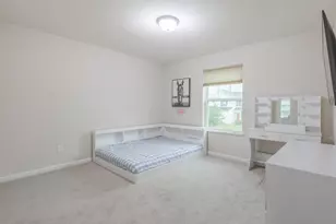 18056 Hartlin Ave, Lakeville, MN 55044 - Photo 15