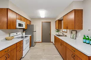7743 Countryside Dr, Bloomington, MN 55438 - Photo 5