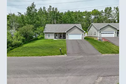 915 N Basswood Avenue, Duluth, MN 55811 - Photo 31