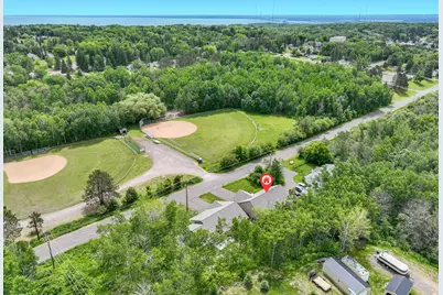 915 N Basswood Avenue, Duluth, MN 55811 - Photo 27