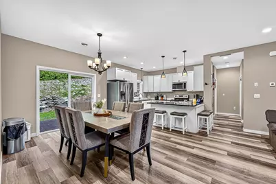 915 N Basswood Avenue, Duluth, MN 55811 - Photo 9