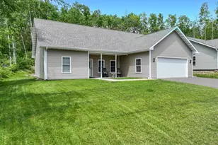 915 N Basswood Ave, Duluth, MN 55811 - Photo 21