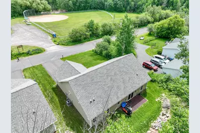 915 N Basswood Avenue, Duluth, MN 55811 - Photo 23