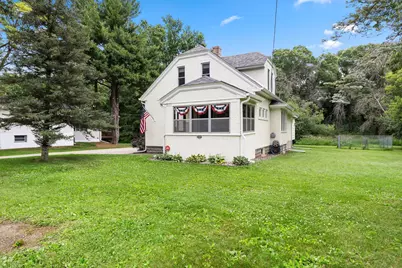2020 Margaret Street N, North Saint Paul, MN 55109 - Photo 3